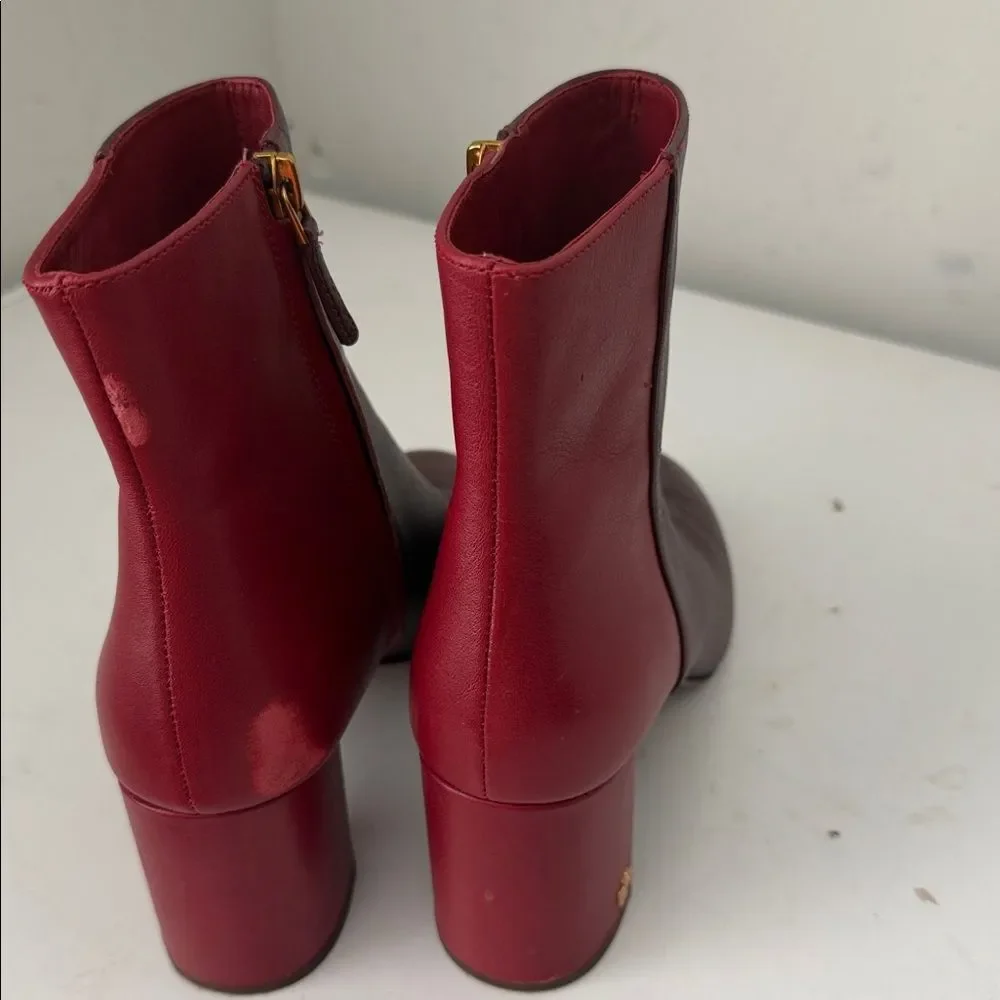 Tory Burch questions leave